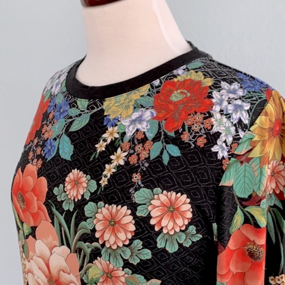 Johnny Was Floral Babuska Favorite Crewneck Tee - Picture 6 of 11